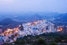 Viajes Pura Vida tiene los paquetes turísticos a los mejores precio y financiaciones del mercado. Para viajar a Andalucía llamar al Tel. (011) 5235-6677