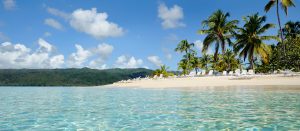 Samaná, República Dominicana 26. Paquetes all inclusive desde Argentina. Consultas a info@puravidaviajes.com.ar Tel. (11) 5235­6677