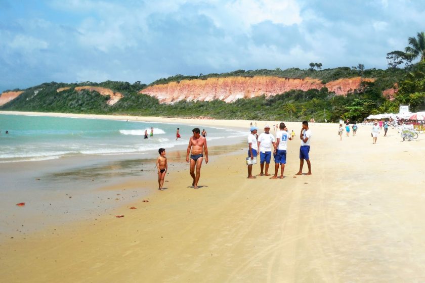 Arraial D'ajuda 4 de. Paquetes all inclusive desde Argentina. Financiaciones. Consultas a info@puravidaviajes.com.ar Tel. (11) 52356677