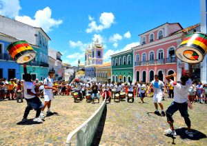 Salvador, Bahía Agosto. Paquetes all inclusive desde Argentina. Financiaciones. Consultas a info@puravidaviajes.com.ar Tel. (11) 5235­6677